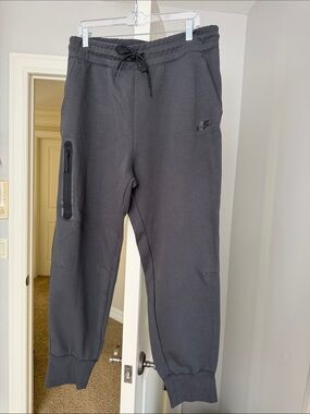 Nike Charcoal Gray Tech Fleece Jogger Sweatpants